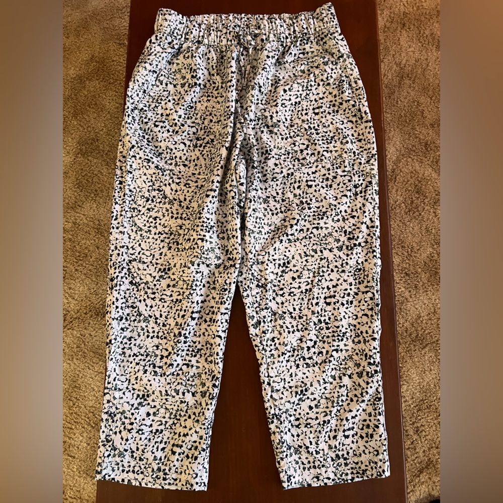 Old Navy StretchTech Spotted Pants Size Medium
